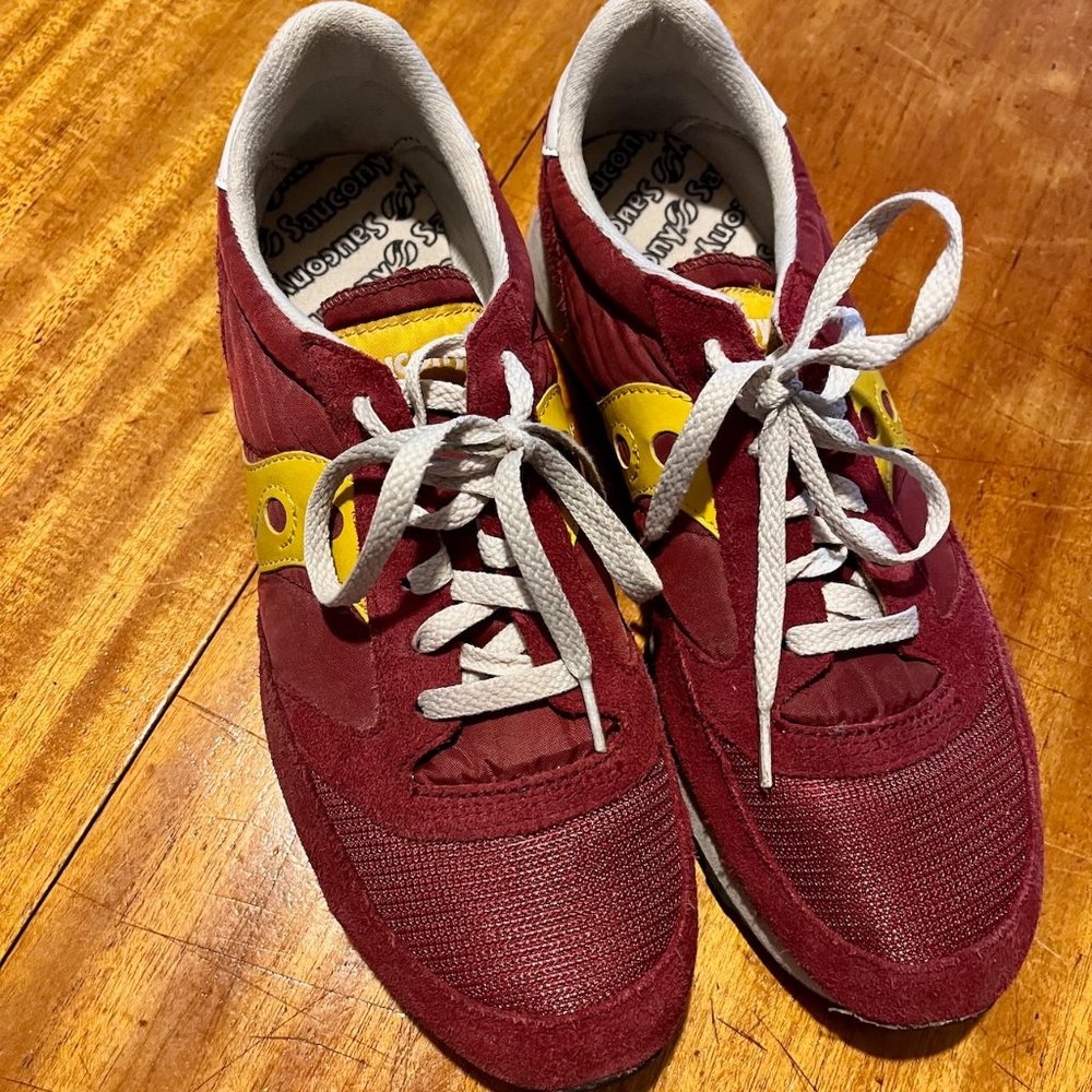 Saucony Jazz Sneakers in Unique Color Combo